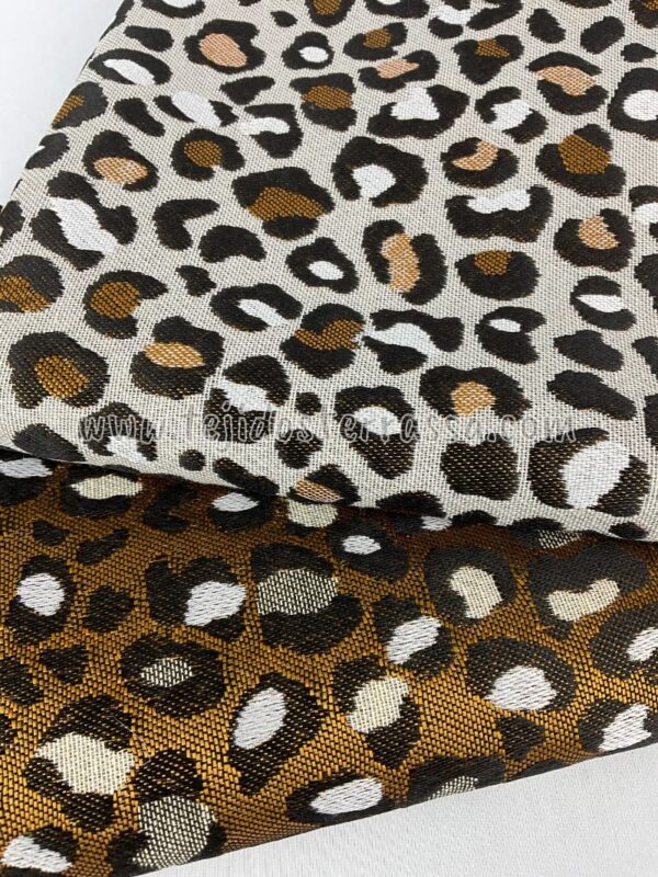 Jacquard Animal print